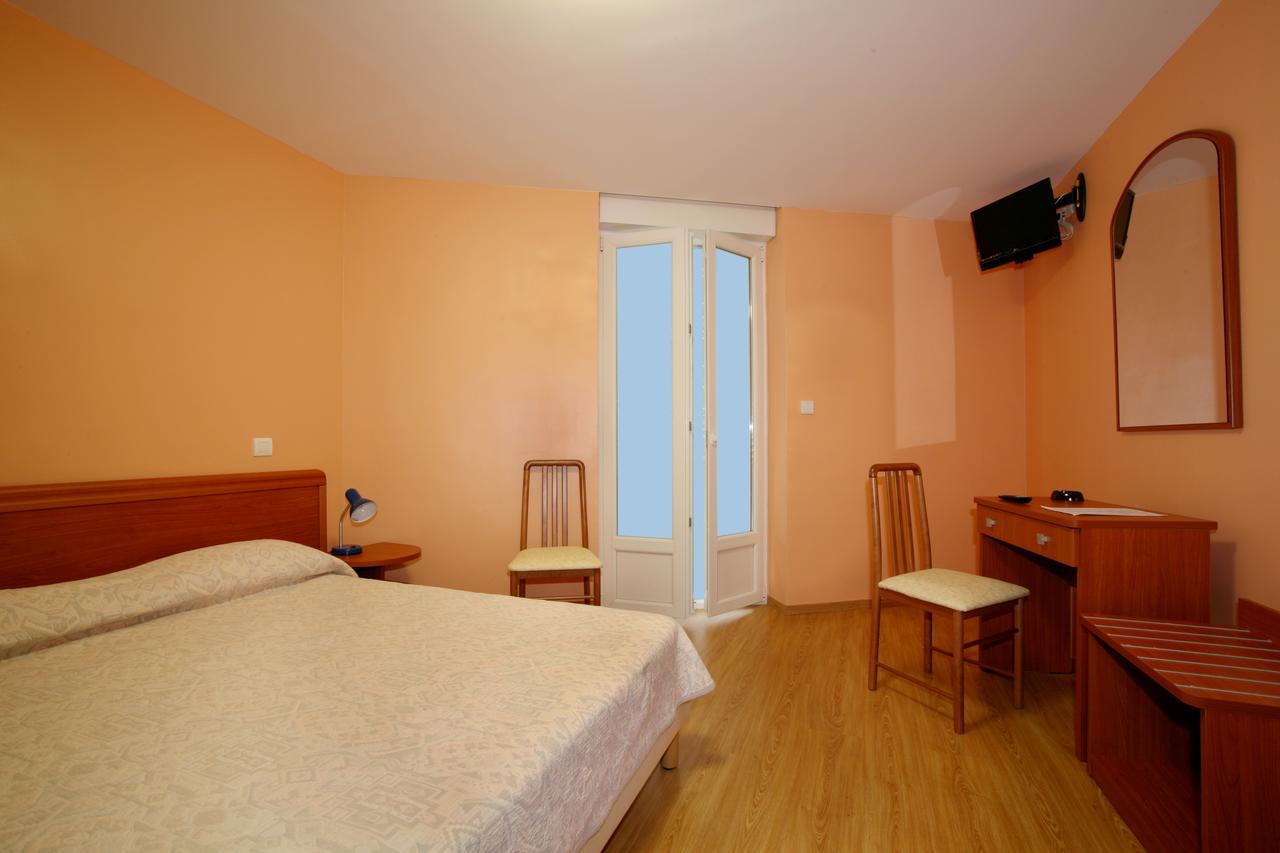 Hotel Le Dauphin Ajaccio  Exteriér fotografie