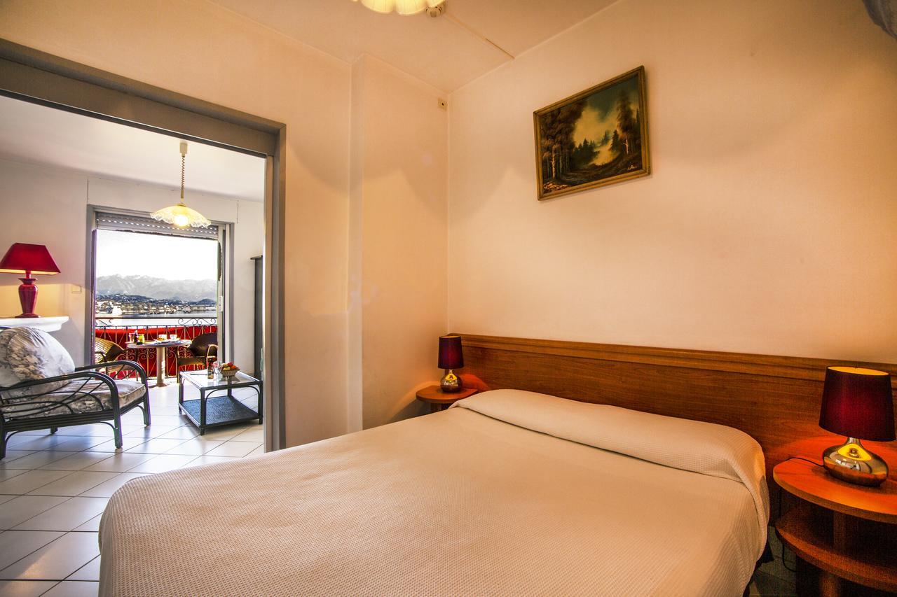 Hotel Le Dauphin Ajaccio  Exteriér fotografie