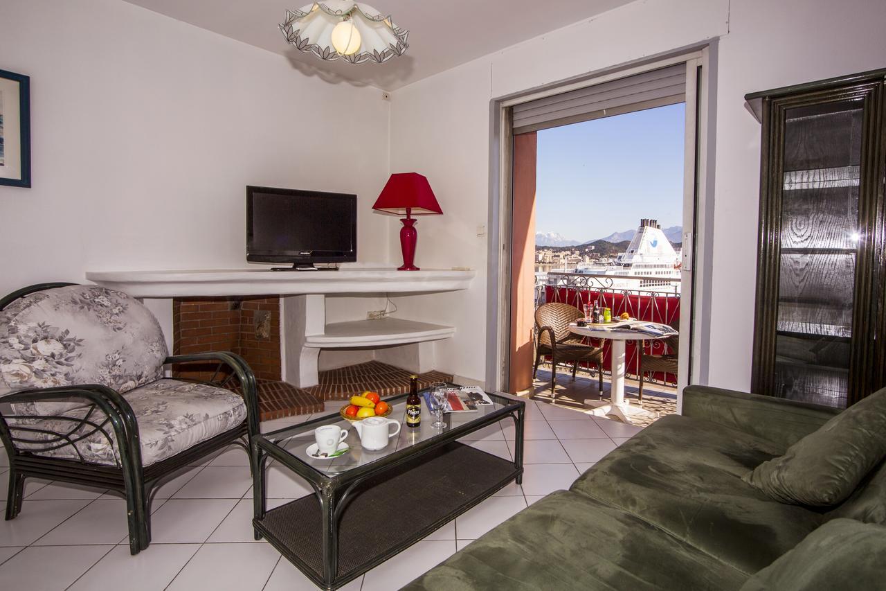 Hotel Le Dauphin Ajaccio  Exteriér fotografie