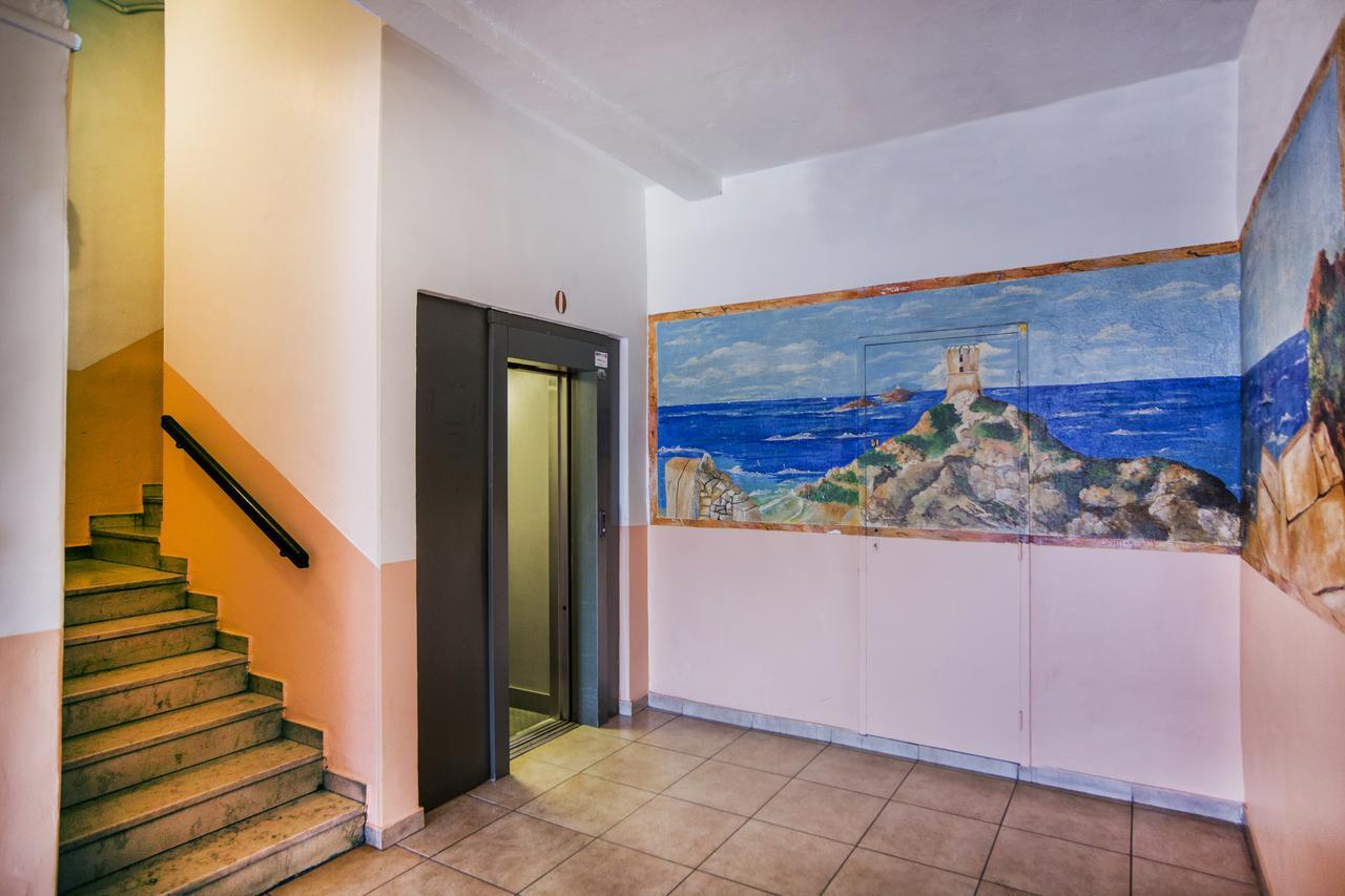 Hotel Le Dauphin Ajaccio  Exteriér fotografie