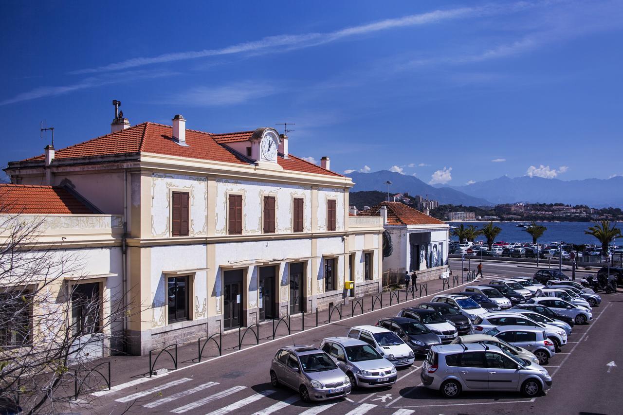 Hotel Le Dauphin Ajaccio  Exteriér fotografie